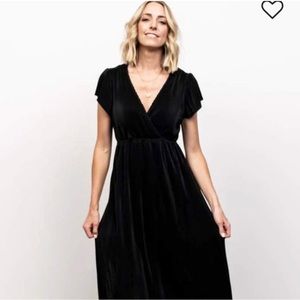 Baltic Born Athena Ribbed Maxi Dress size Medium Black